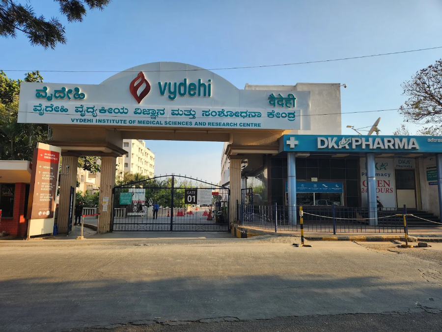 Vydehi Institute of Medical Sciences & Research Centre, Bangalore - College Image