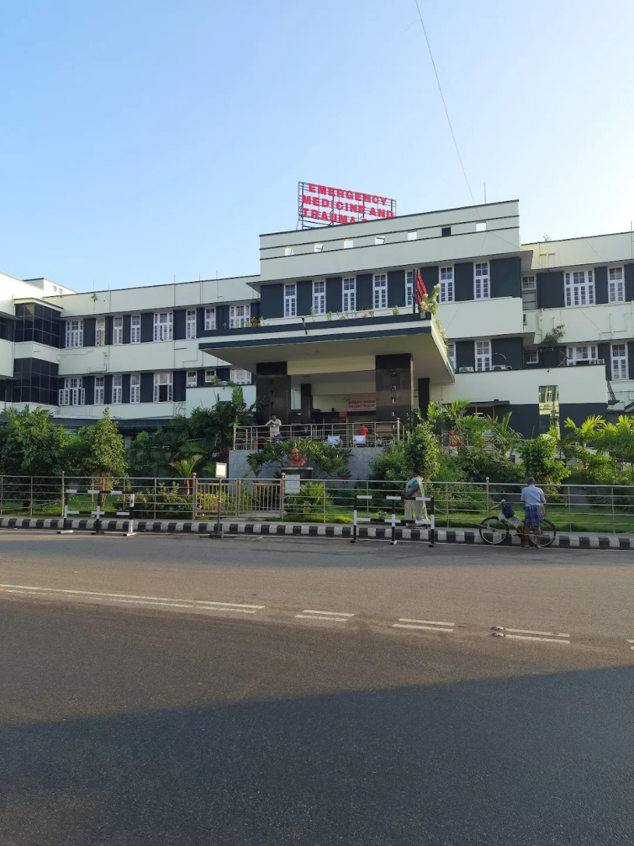 Government Medical College, Thiruvananthapuram - College Image