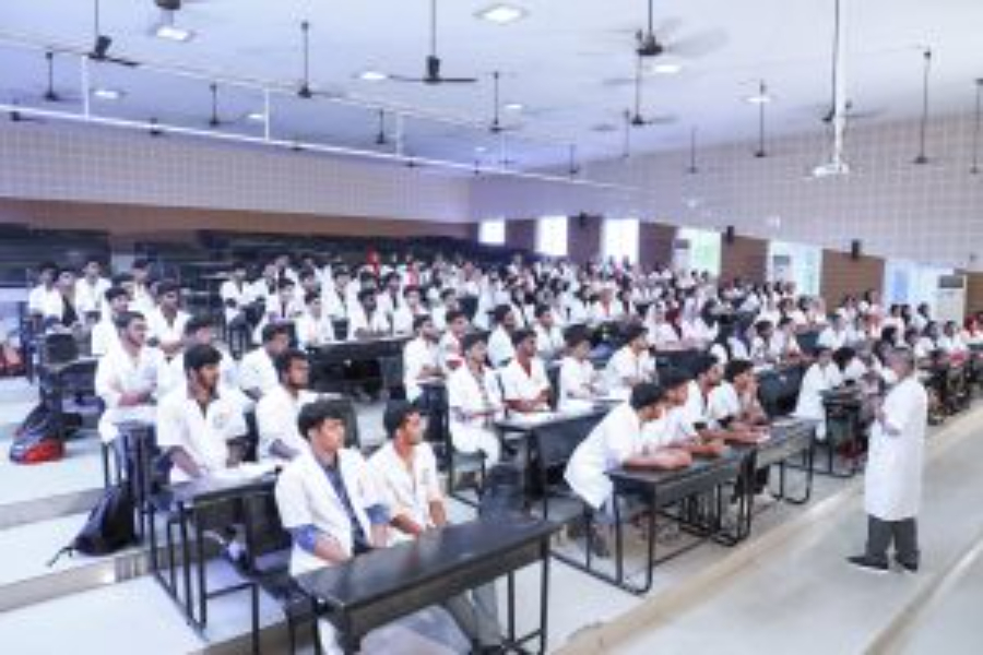 M E S Medical College, Perintalmanna Malappuram - College Image
