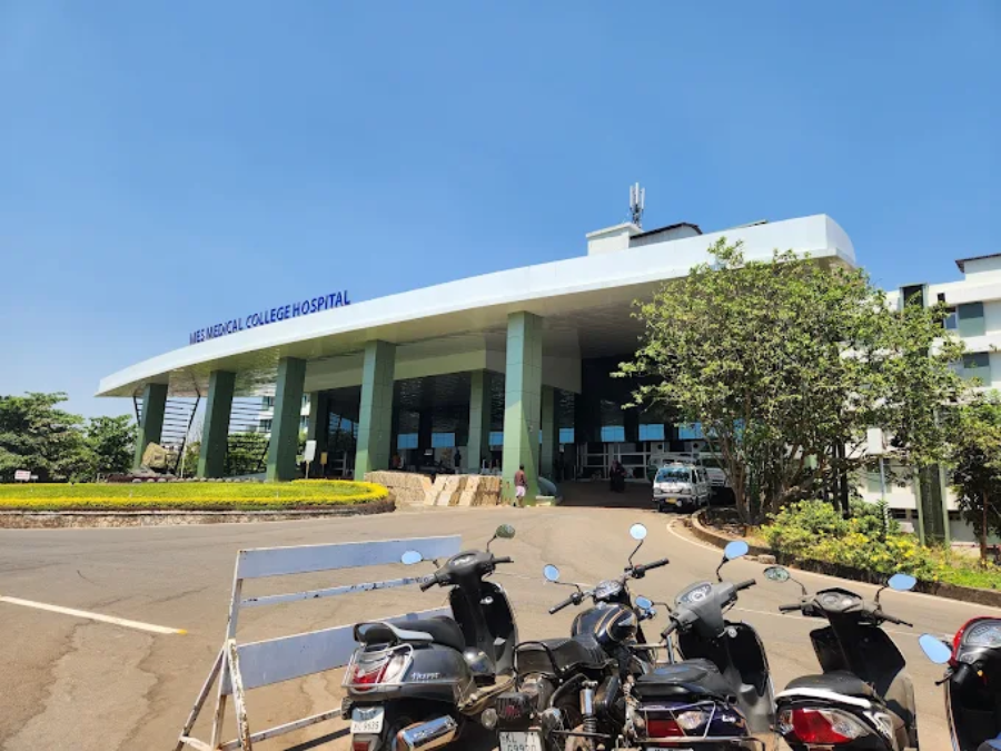 M E S Medical College, Perintalmanna Malappuram - College Image