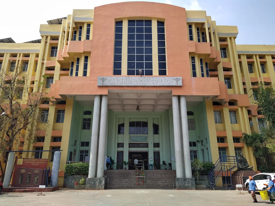 Gandhi Medical College, Bhopal - College Image