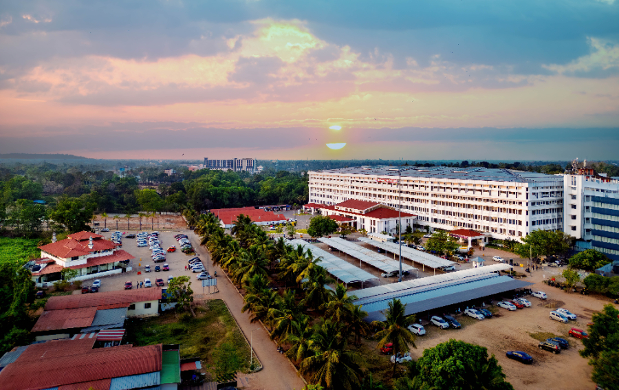 Travancore Medical College, Kollam - College Image