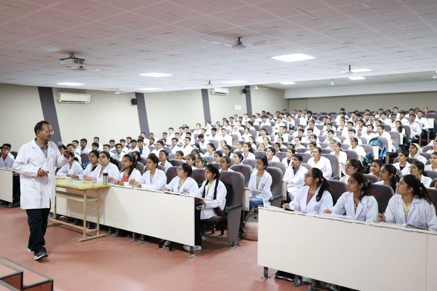 Index Medical College Hospital & Research Centre, Inodre - College Image