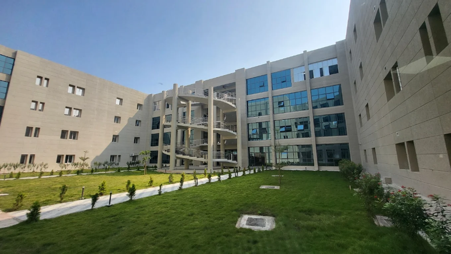 Sundarlal Patwa Government Medical College, Mandsaur - College Image