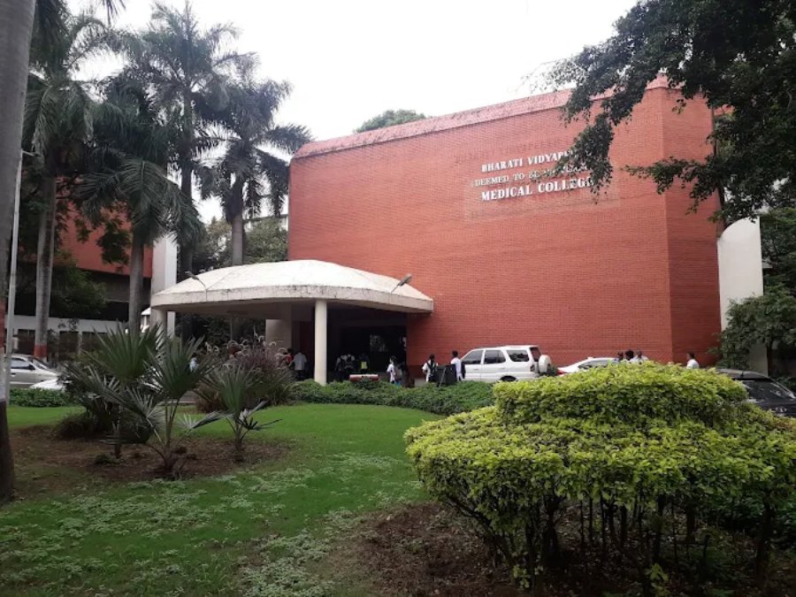 Bharati Vidyapeeth University Medical College, Pune - College Image