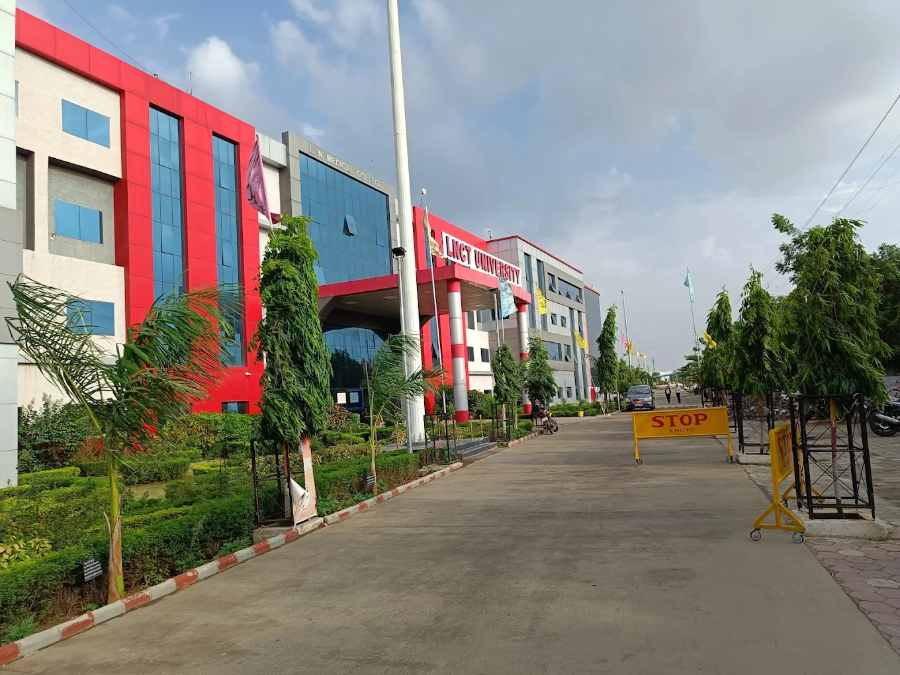 LN Medical College and Research Centre, Bhopal - College Image