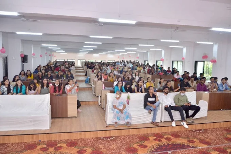 Dr. Ulhas Patil Medical College & Hospital, Jalgaon - College Image