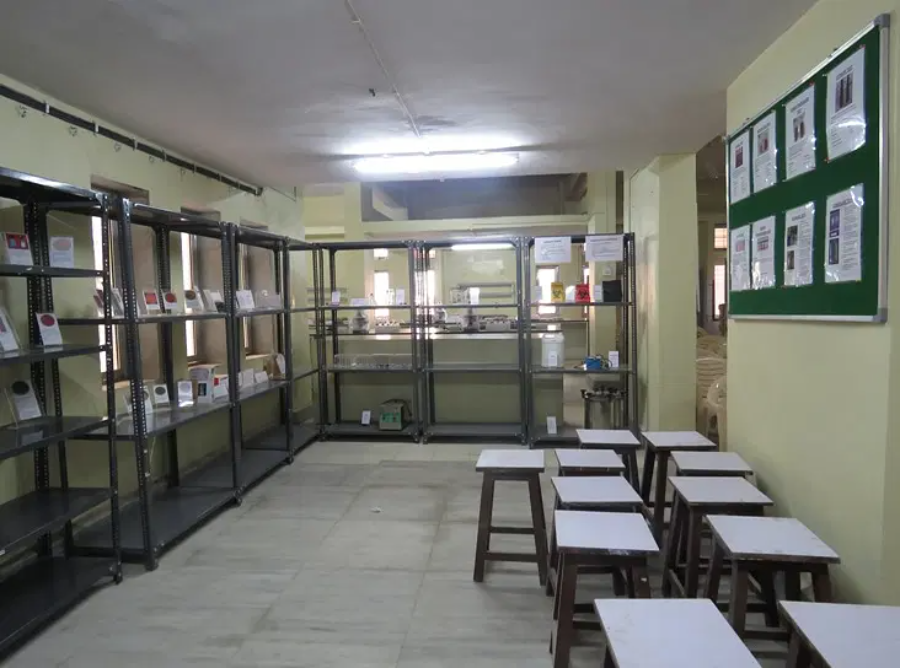 H.B.T. Medical College & Dr. R.N. Cooper Municipal General Hospital, Juhu Mumbai - College Image