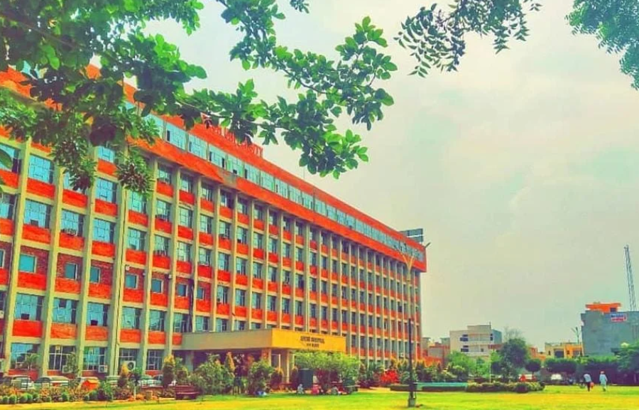 Adesh Institute of Medical Sciences & Research, Bhatinda - College Image
