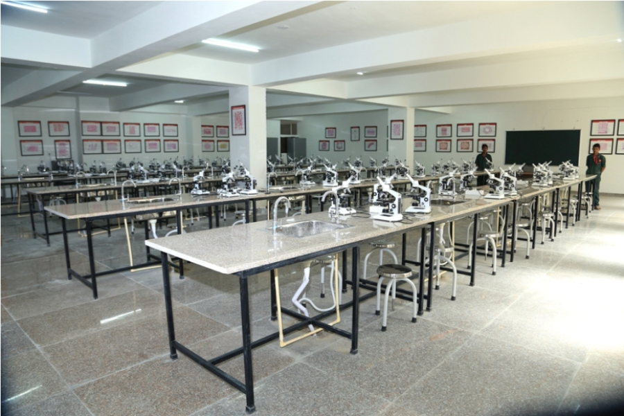 Ananta Institute of Medical Sciences & Research Centre, Rajsamand - College Image