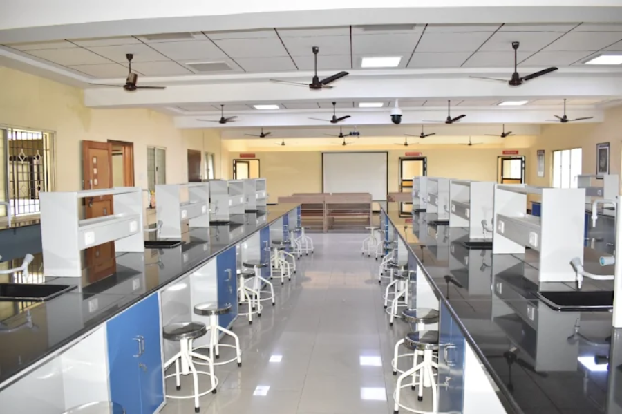 Faculty of Medicine, Sri Lalithambigai Medical College and Hospital, Chennai - College Image
