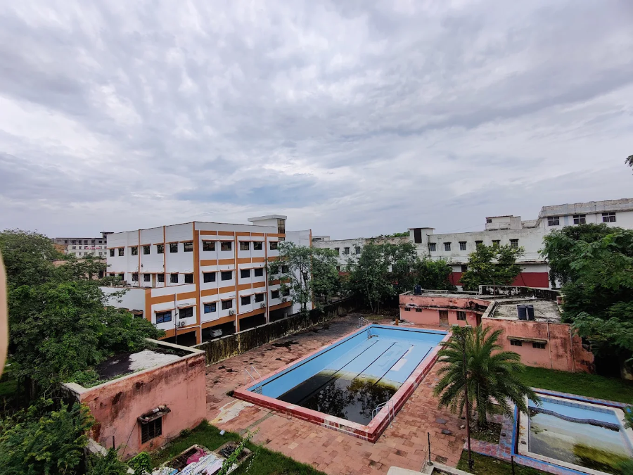 RNT Medical College, Udaipur - College Image