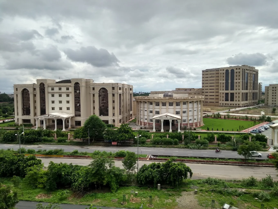 RUHS College of Medical Sciences, Jaipur - College Image