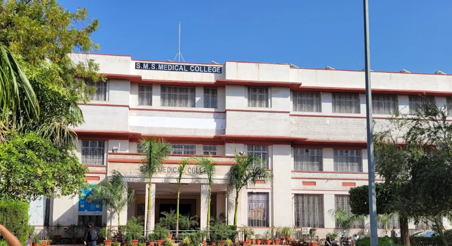 SMS Medical College, Jaipur - College Image