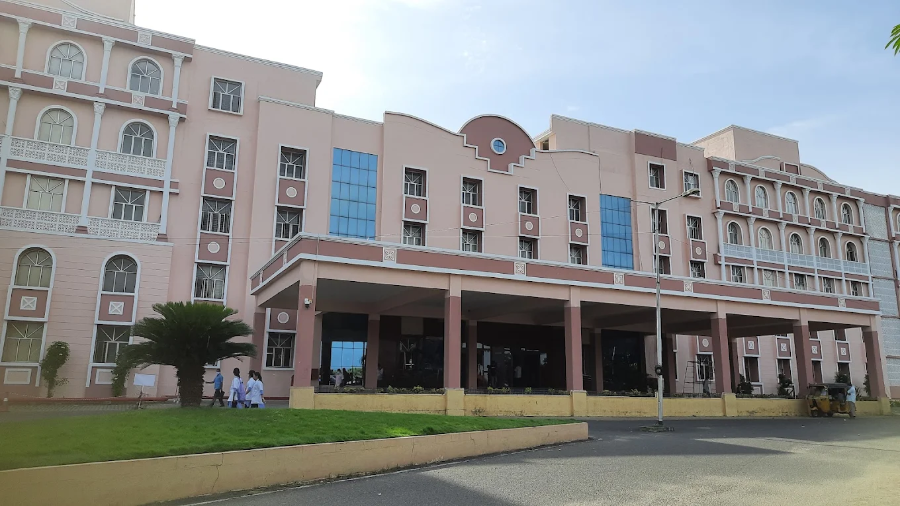 Chalmeda Anand Rao Insttitute Of Medical Sciences, Karimnagar - College Image