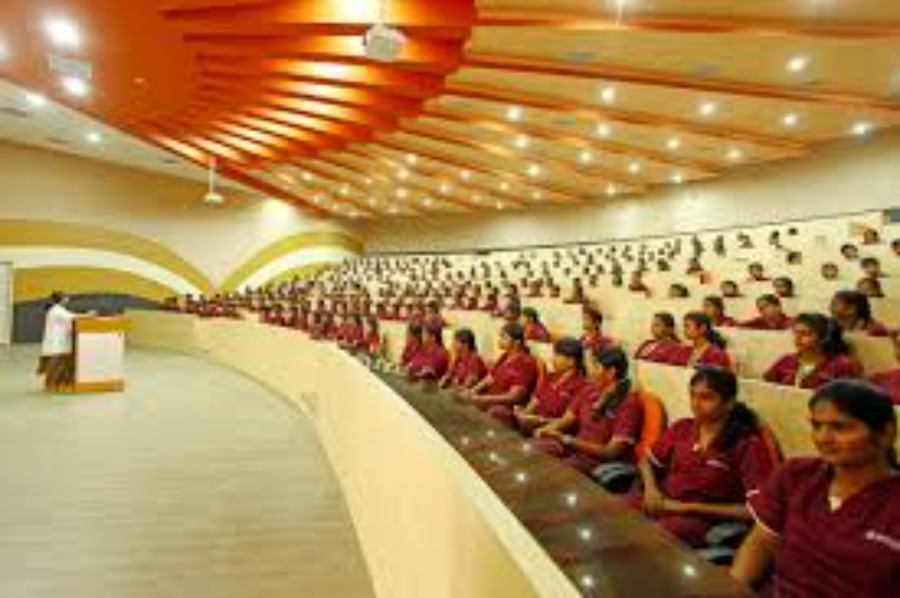 Saveetha Medical College and Hospital, Kanchipuram - College Image