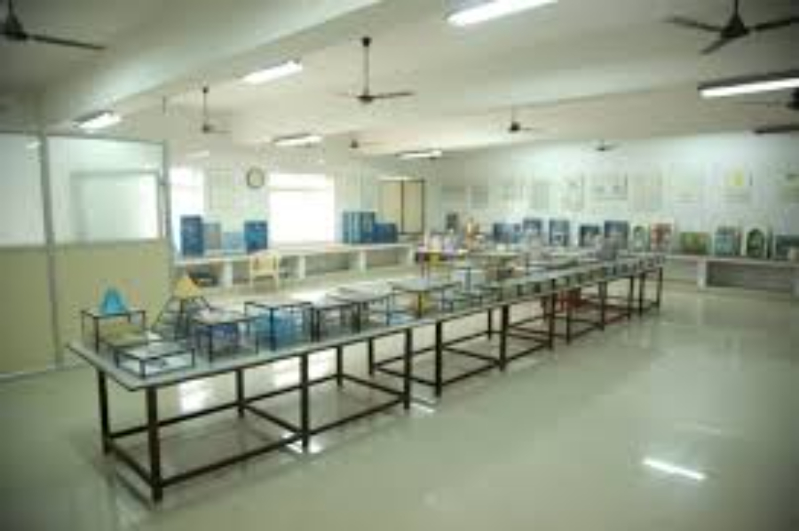 Sri Muthukumaran Medical College, Chennai - College Image