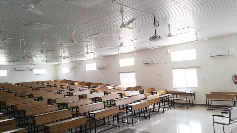 Government Medical College, Karimnagar - College Image