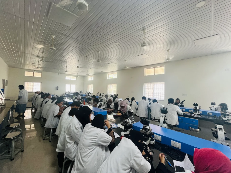Government Medical College, Karimnagar - College Image