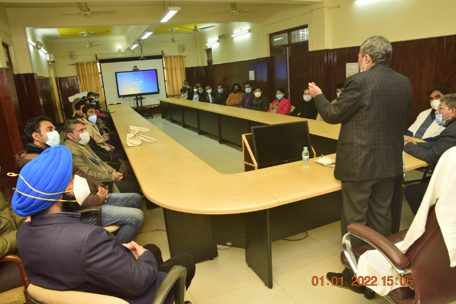 Veer Chandra Singh Garhwali Government Medical Science & Research Institute, Srinagar - College Image