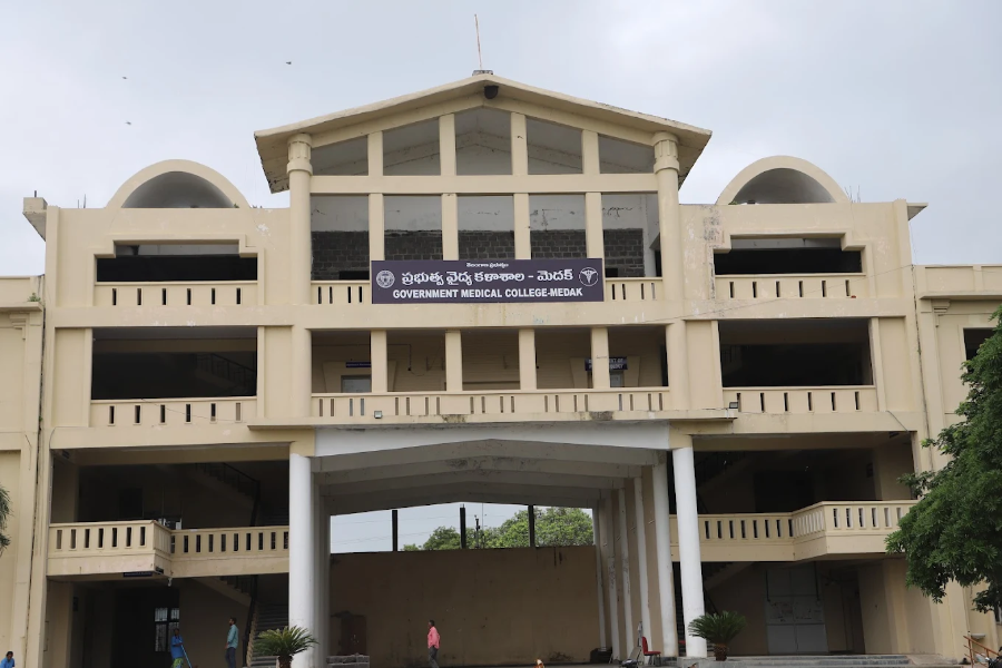 Government Medical College, Medak - College Image
