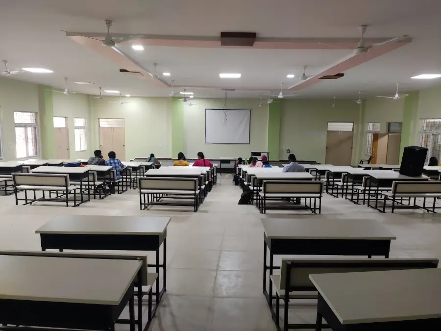 Government Medical College, Nalgonda - College Image