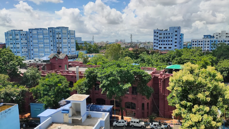 Institute of Postgraduate Medical Education & Research, Kolkata - College Image