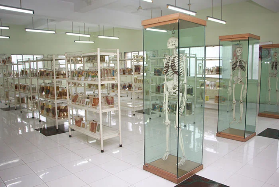KPC Medical College, Kolkata - College Image