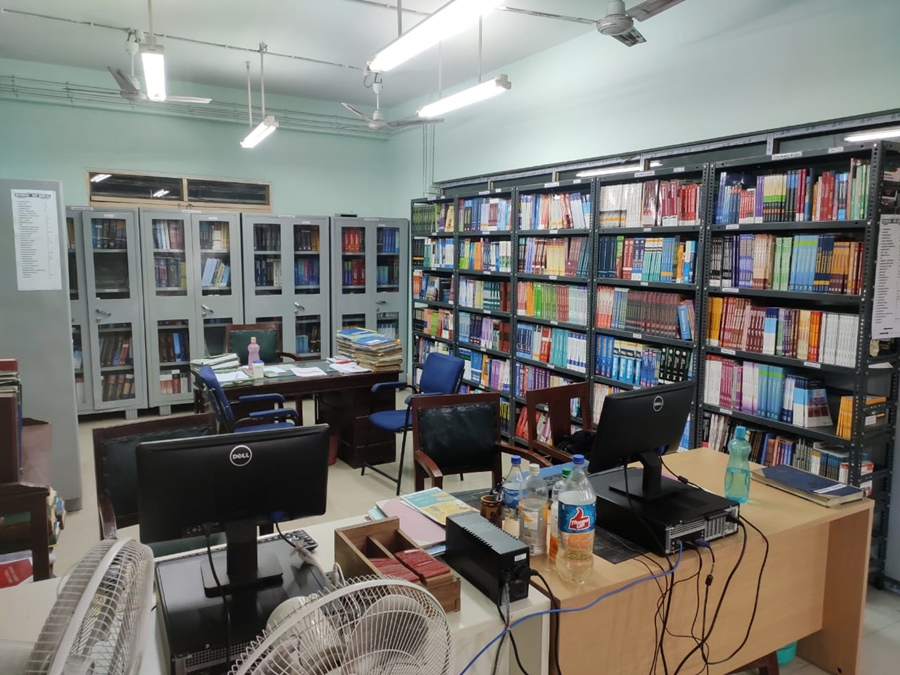 Nil Ratan Sircar Medical College, Kolkata - College Image