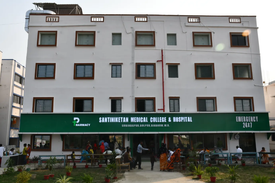Santiniketan Medical College, Bolpur - College Image