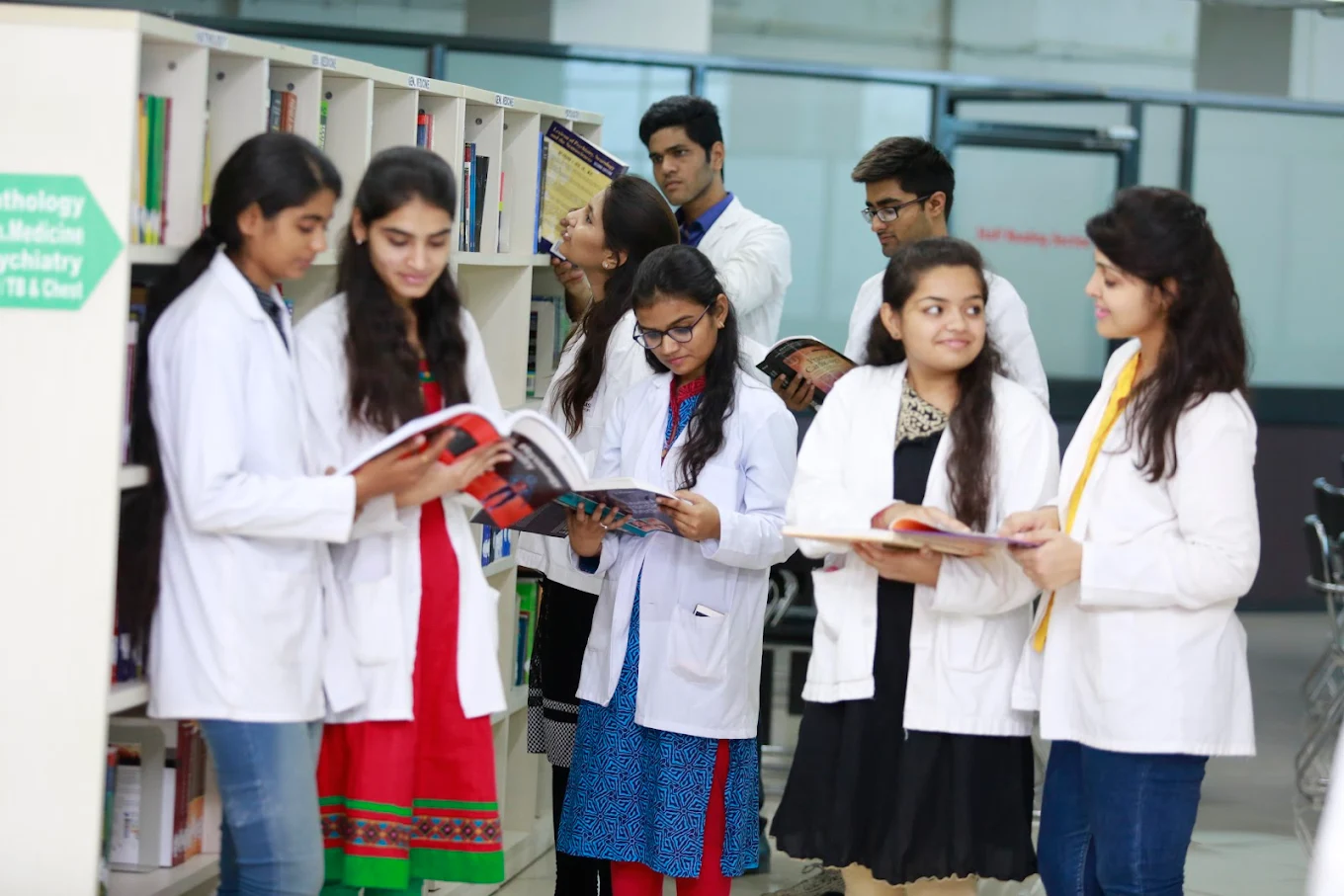 American International Institute of Medical Science, Bedwas - College Image