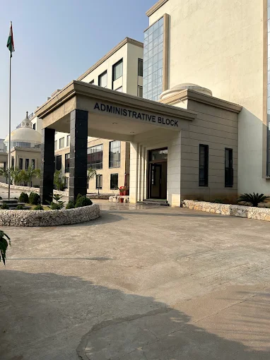 SBKS Medical College & Research Centre, Vadodra - College Image