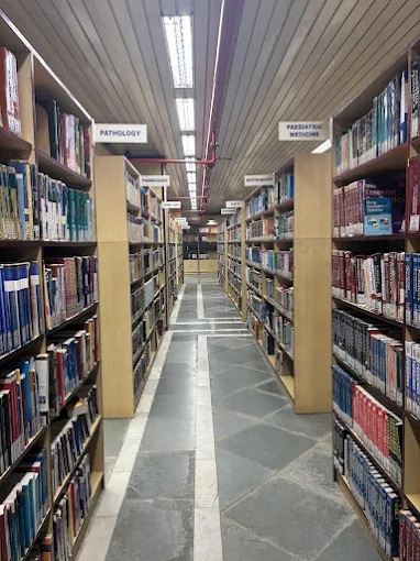 Sri Ramachandra Medical College, Chennai - College Image