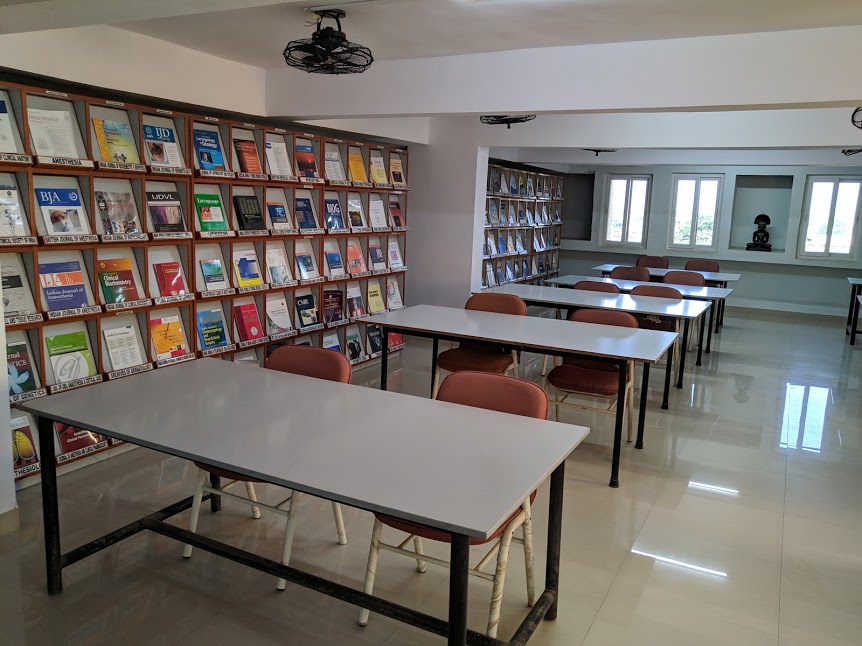 CU Shah Medical College, Surendranagar - College Image