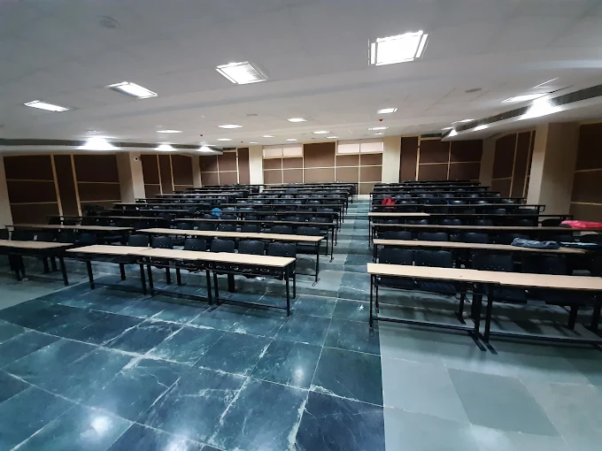 Gujarat Adani Institute of Medical Science, Bhuj - College Image