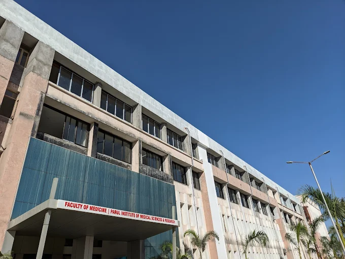 Parul Institute of Medical Sciences and Research, Vadodara - College Image