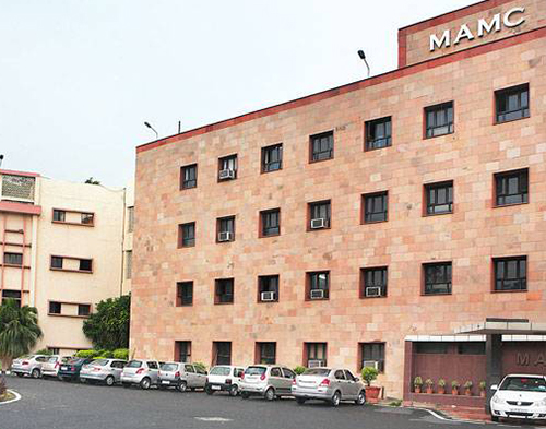 Maulana Azad Medical College & Hospital, New Delhi - College Image