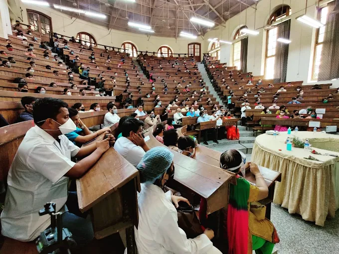 Grant Government Medical College, Mumbai - College Image