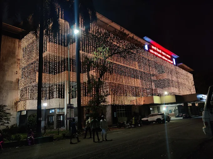 Rajiv Gandhi Medical College, Thane - College Image
