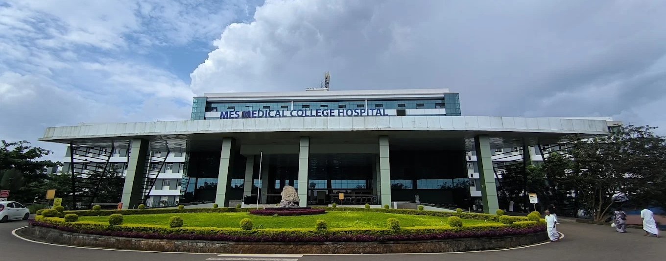 M E S Medical College & Hospital ,Perintalmanna Malappuram - College Image