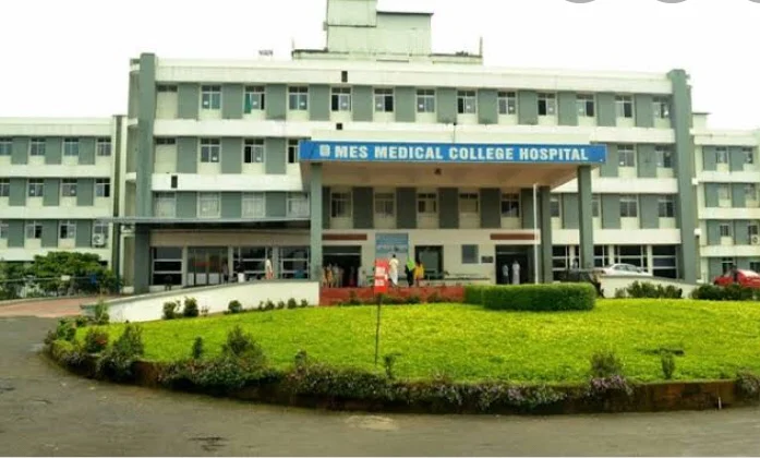 M E S Medical College & Hospital ,Perintalmanna Malappuram - College Image