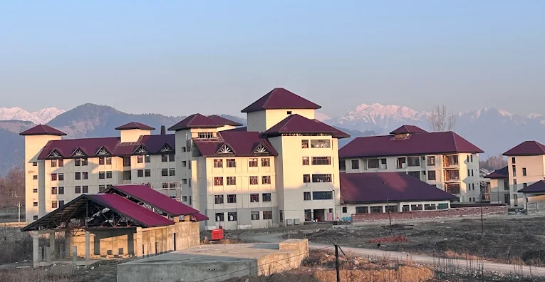Government Medical College & Hospital, Anantnag - College Image