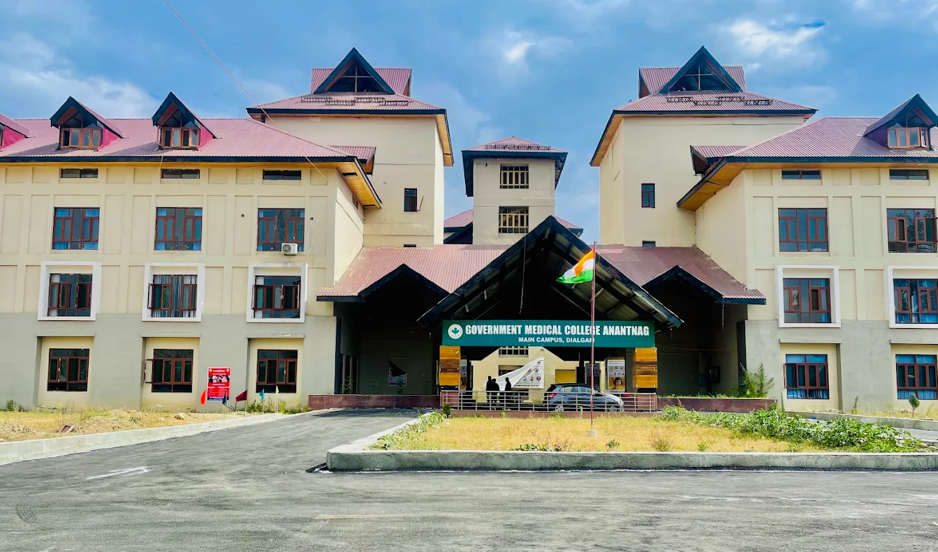Government Medical College & Hospital, Anantnag - College Image