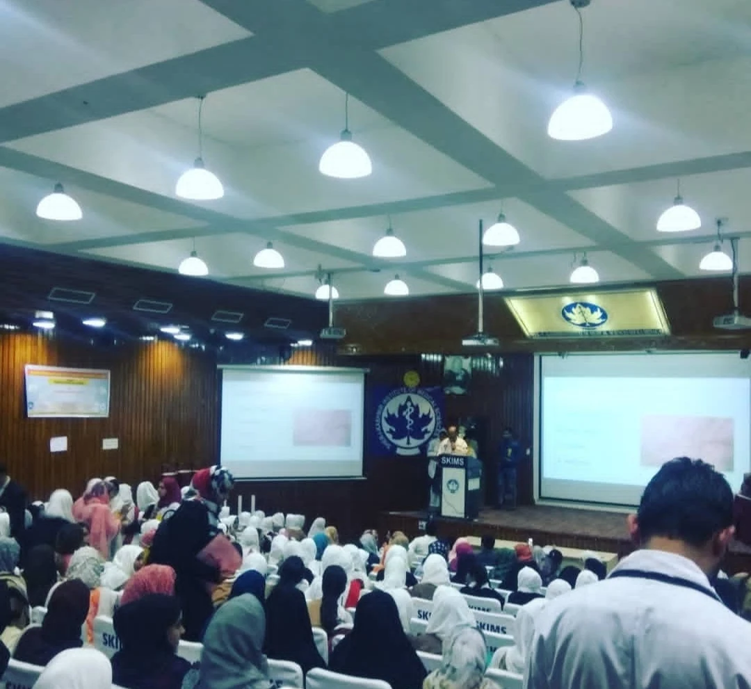 Sher-I-Kashmir Institute Of Medical Sciences, Srinagar - College Image