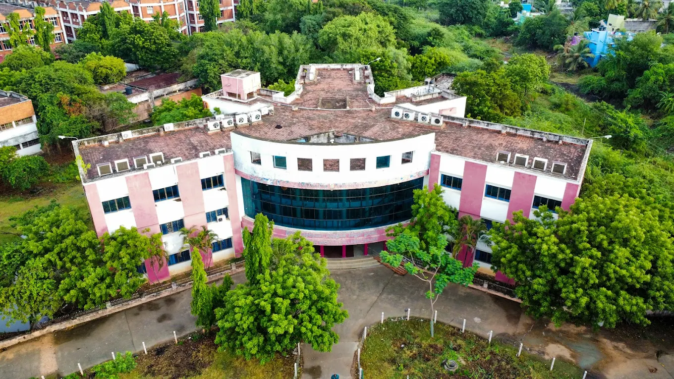 Rajah Muthiah Medical College & Hospital, Annamalainagar - College Image