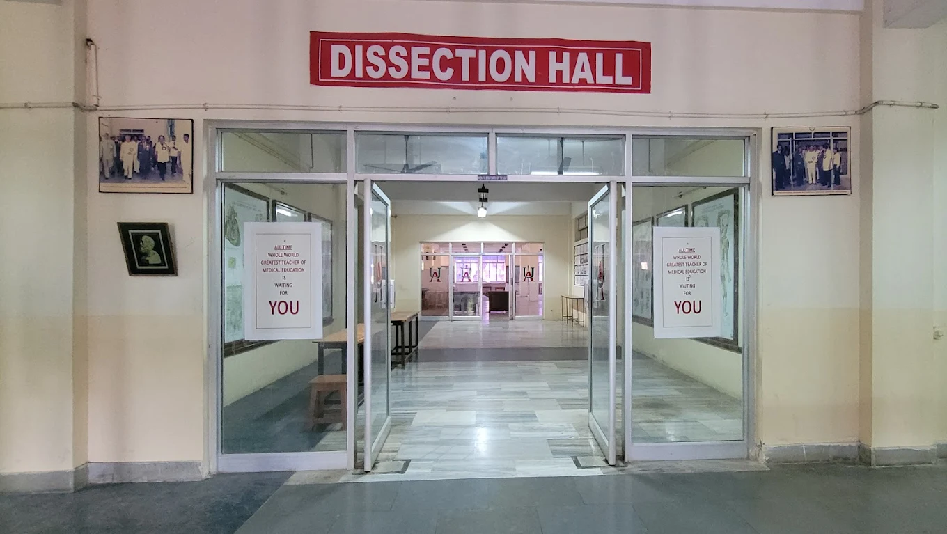 Rajah Muthiah Medical College & Hospital, Annamalainagar - College Image