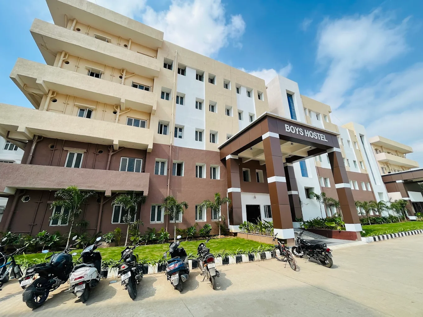 Government Medical College & Hospital, Suryapet - College Image