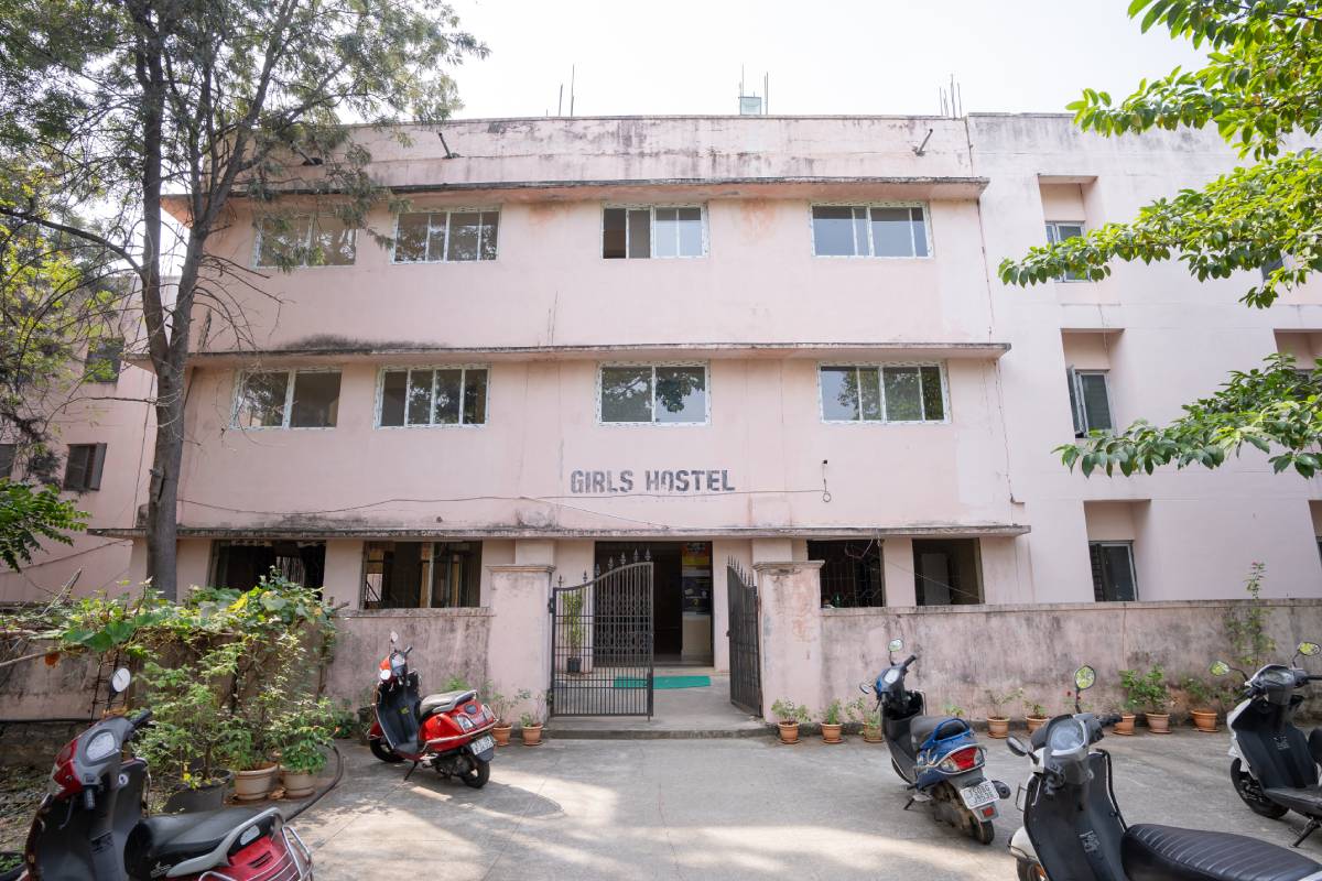 Mediciti Institute of Medical Sciences, Ghanpur - College Image