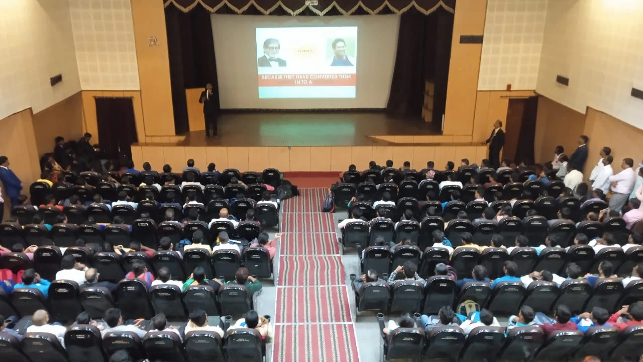 Bangalore Medical College, Bangalore - College Image