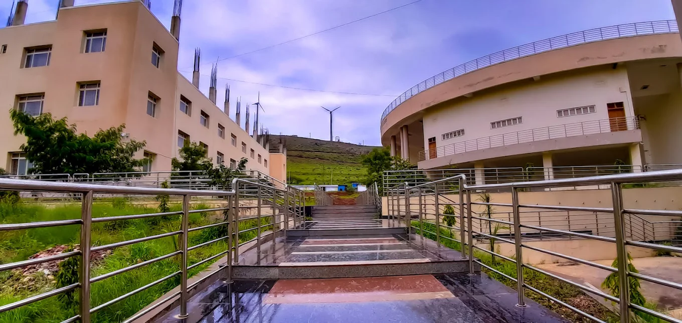 Gadag Institute of Medical Science, Gadag - College Image